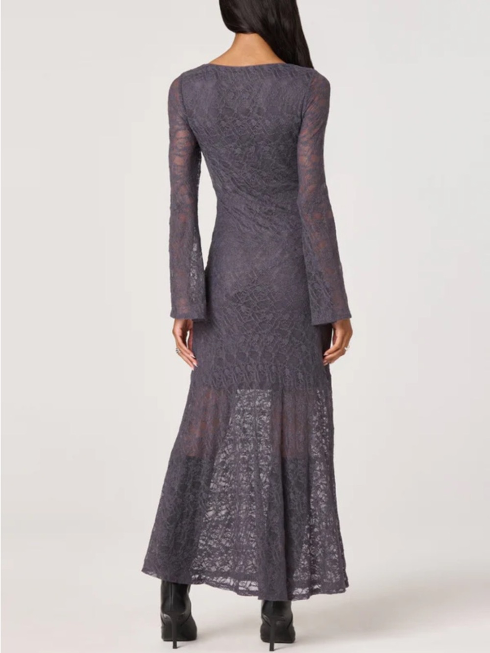 Lace Maxi - Picture 2 of 4